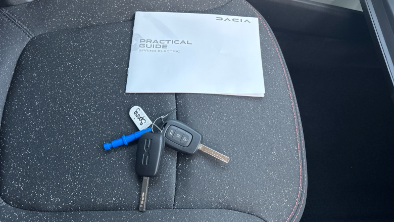 Dacia Spring 27kWh Expression 65 48kW 5dr Auto Electric Hatchback